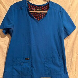 Koi Lite Scrub Top – Size XL